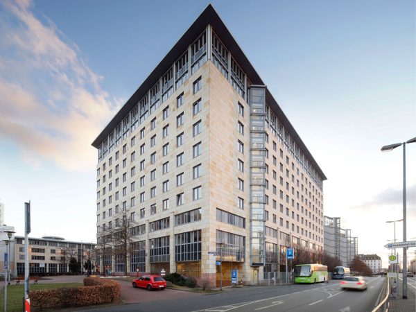 Behördenzentrum 01